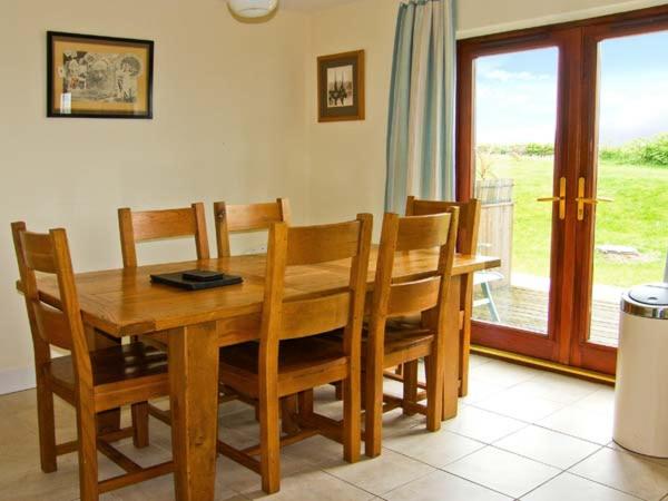 Berry Banks Cottage room 6
